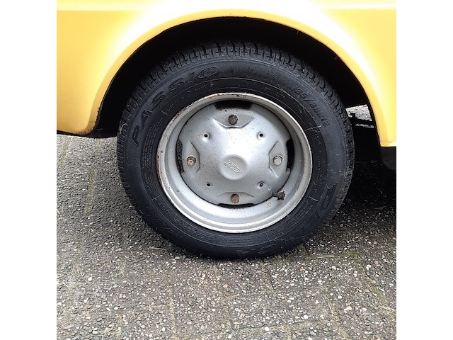 Personenauto fiat, 126 personal 4, bouwjaar 1976 - afbeelding 2 van  28