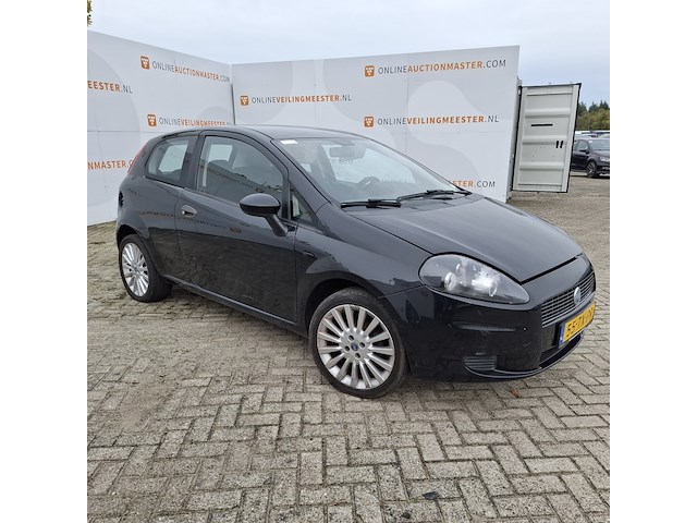 Personenauto fiat, grande punto 1.2, zwart, bouwjaar 2007 - afbeelding 23 van  45