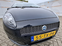 Personenauto fiat, grande punto 1.2, zwart, bouwjaar 2007 - afbeelding 40 van  45