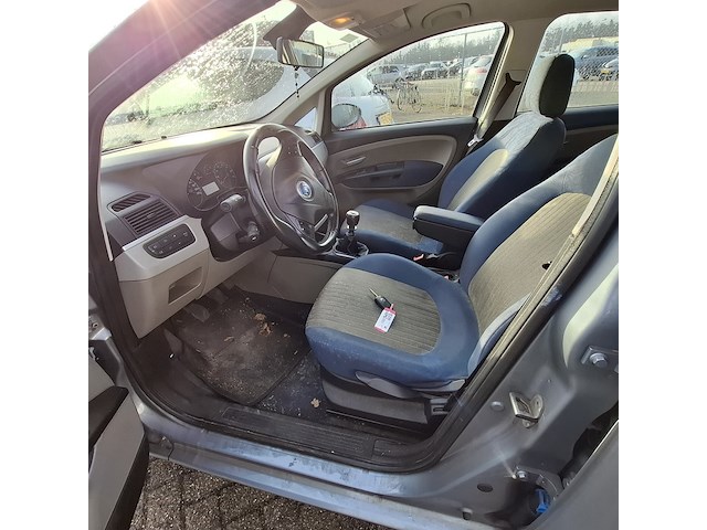 Personenauto, fiat, grande punto, 1.4-16v emotion, 2006 - afbeelding 6 van  10