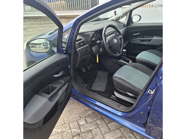 Personenauto fiat, grande punto 1.4, blauw, bouwjaar 2008 - afbeelding 2 van  50