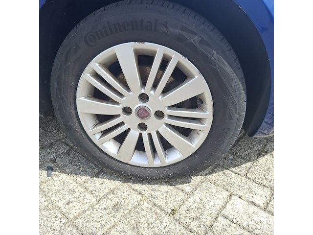 Personenauto fiat, grande punto 1.4, blauw, bouwjaar 2008 - afbeelding 25 van  50