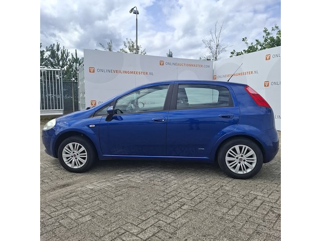 Personenauto fiat, grande punto 1.4, blauw, bouwjaar 2008 - afbeelding 50 van  50