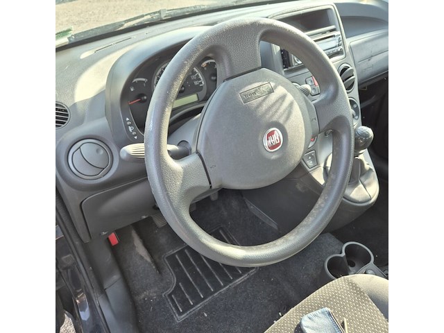 Personenauto, fiat, panda, 1.1 actual, 2010 - afbeelding 13 van  13