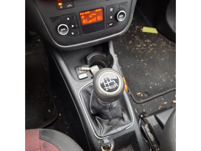 Personenauto, fiat, punto evo, 1.4 dynamic - afbeelding 25 van  44