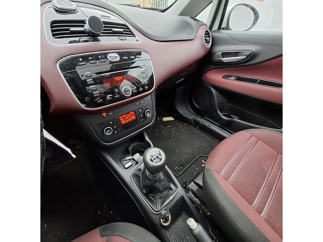 Personenauto, fiat, punto evo, 1.4 dynamic - afbeelding 26 van  44