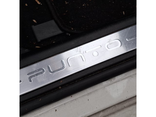 Personenauto, fiat, punto evo, 1.4 dynamic - afbeelding 33 van  44