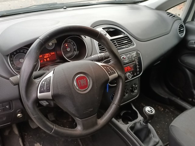 Personenauto fiat, punto evo 1.4 natural power street, wit, bouwjaar 2014 - afbeelding 18 van  41