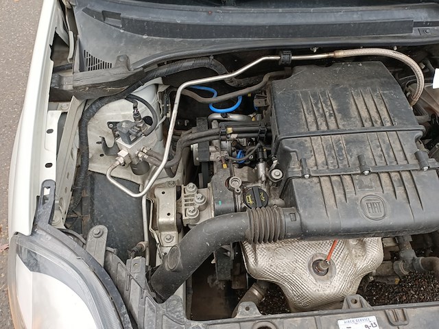 Personenauto fiat, punto evo 1.4 natural power street, wit, bouwjaar 2014 - afbeelding 36 van  41