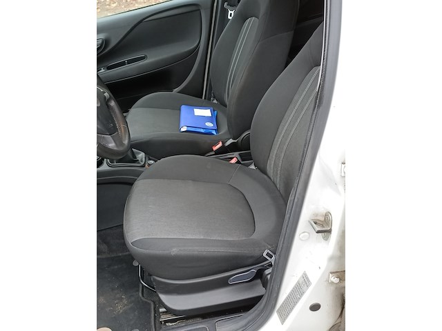 Personenauto fiat, punto evo 1.4 natural power street, wit, bouwjaar 2014 - afbeelding 17 van  36