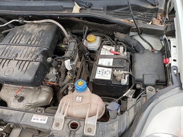 Personenauto fiat, punto evo 1.4 natural power street, wit, bouwjaar 2014 - afbeelding 28 van  36