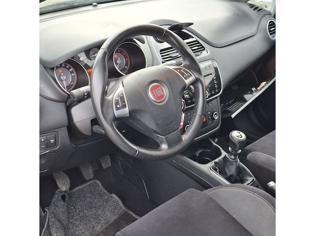 Personenauto fiat, punto evo 1.4, zwart, bouwjaar 2012 - afbeelding 5 van  38