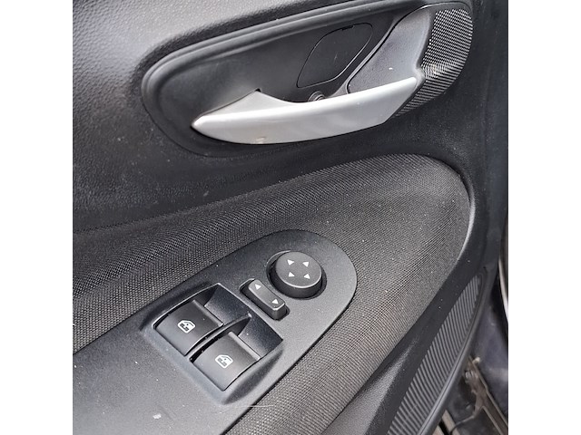 Personenauto fiat, punto evo 1.4, zwart, bouwjaar 2012 - afbeelding 6 van  38