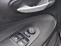 Personenauto fiat, punto evo 1.4, zwart, bouwjaar 2012 - afbeelding 6 van  38