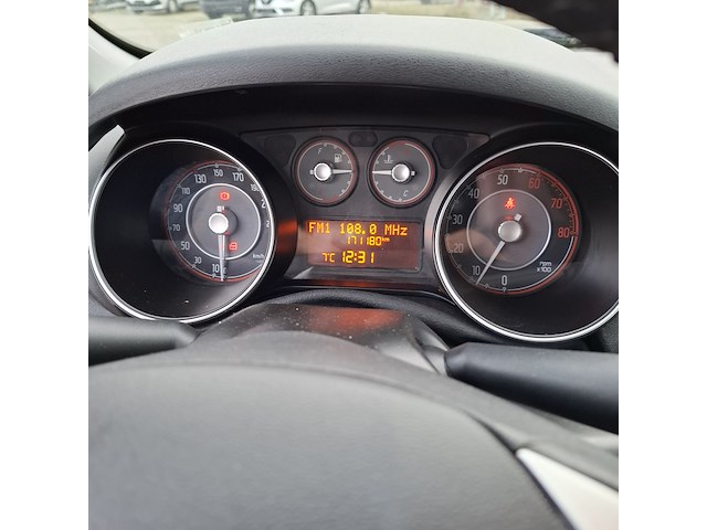 Personenauto fiat, punto evo 1.4, zwart, bouwjaar 2012 - afbeelding 11 van  38