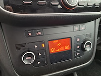 Personenauto fiat, punto evo 1.4, zwart, bouwjaar 2012 - afbeelding 16 van  38