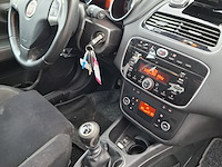 Personenauto fiat, punto evo 1.4, zwart, bouwjaar 2012 - afbeelding 21 van  38