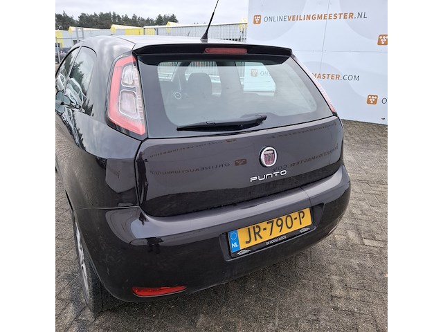 Personenauto fiat, punto evo 1.4, zwart, bouwjaar 2012 - afbeelding 35 van  38