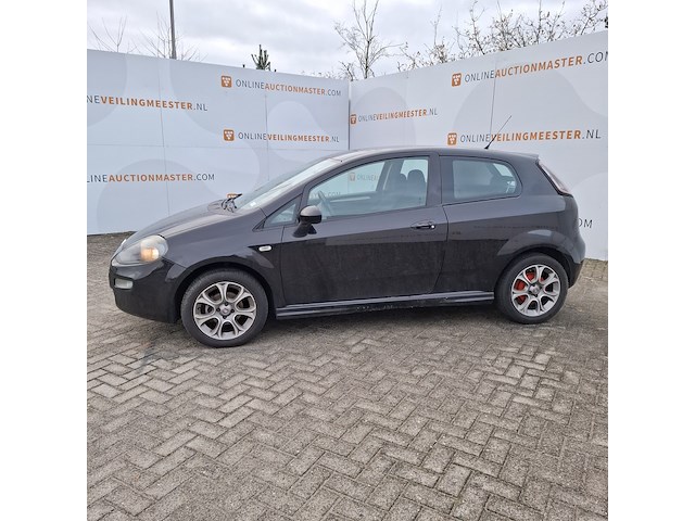 Personenauto fiat, punto evo 1.4, zwart, bouwjaar 2012 - afbeelding 37 van  38