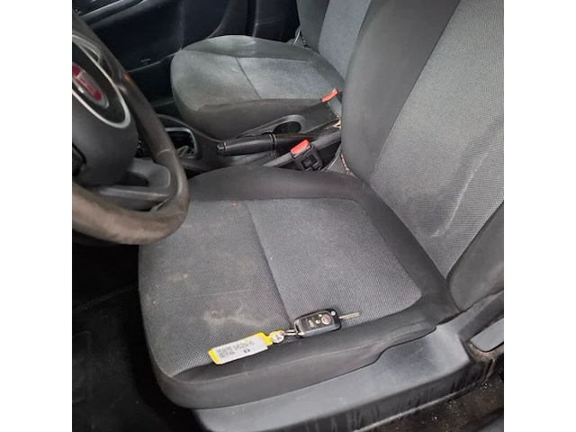 Personenauto, fiat, tipo - afbeelding 32 van  73