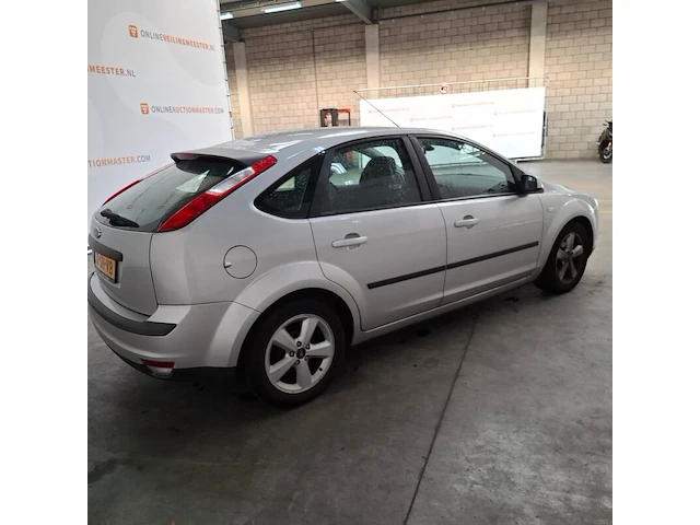 Personenauto, ford, 1.6-16v futura, 2006 - afbeelding 2 van  75