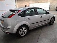 Personenauto, ford, 1.6-16v futura, 2006 - afbeelding 2 van  75