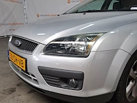 Personenauto, ford, 1.6-16v futura, 2006 - afbeelding 9 van  75