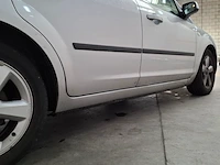 Personenauto, ford, 1.6-16v futura, 2006 - afbeelding 18 van  75
