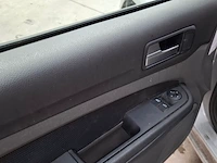 Personenauto, ford, 1.6-16v futura, 2006 - afbeelding 33 van  75