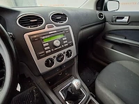 Personenauto, ford, 1.6-16v futura, 2006 - afbeelding 43 van  75