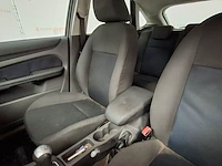 Personenauto, ford, 1.6-16v futura, 2006 - afbeelding 44 van  75
