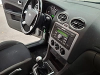 Personenauto, ford, 1.6-16v futura, 2006 - afbeelding 52 van  75