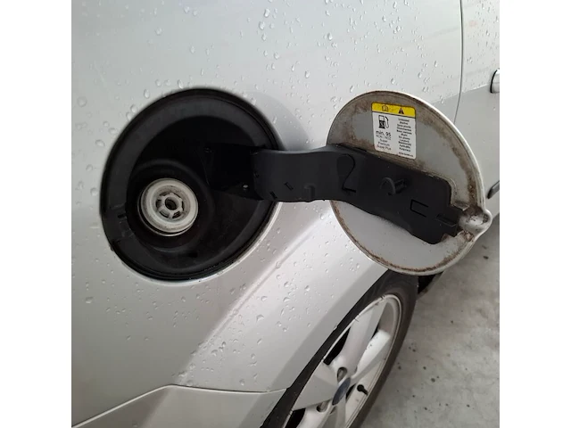 Personenauto, ford, 1.6-16v futura, 2006 - afbeelding 58 van  75