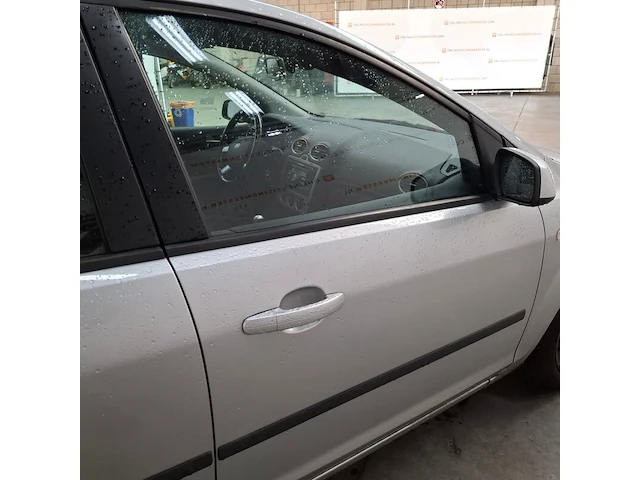 Personenauto, ford, 1.6-16v futura, 2006 - afbeelding 56 van  75
