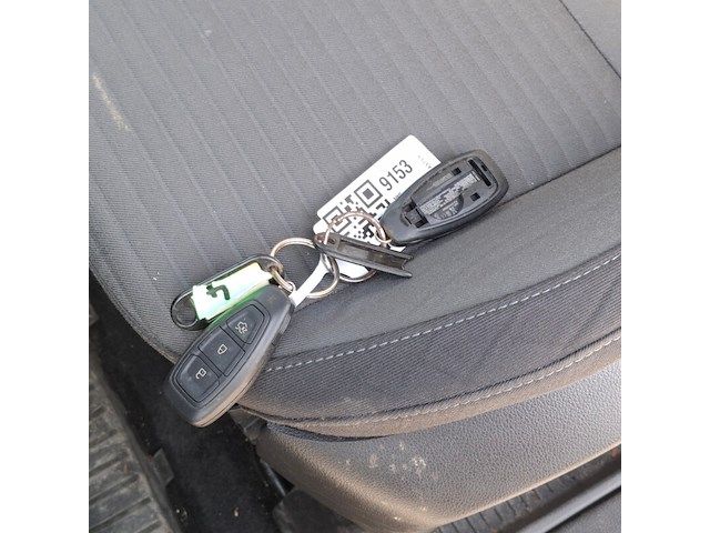 Personenauto, ford, c-max - afbeelding 18 van  51