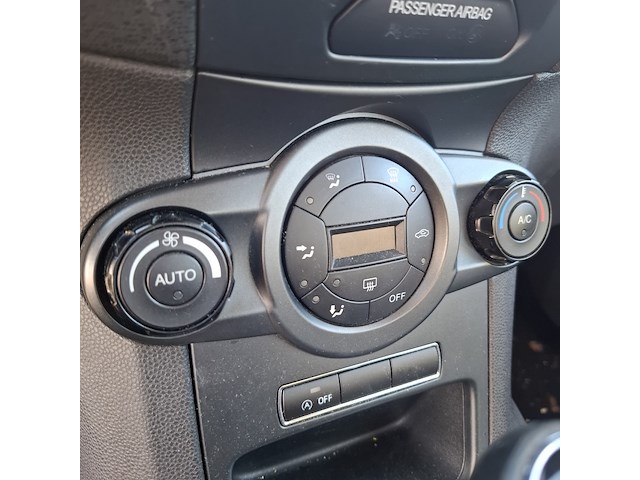 Personenauto, ford, fiesta, 1.0 titanium, 2013 - afbeelding 30 van  44