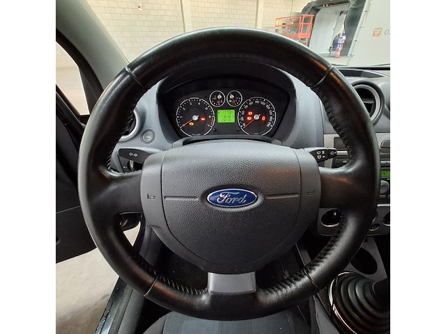 Personenauto, ford, fiesta, 1.3-8v futura, 2007 - afbeelding 17 van  52