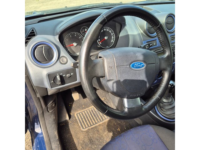 Personenauto, ford, fiesta, 1.3-8v style, 2008 - afbeelding 2 van  13