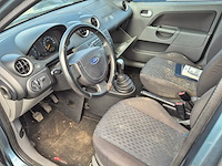 Personenauto, ford, fiesta, 1.4-16v first edition, groen, 2002 - afbeelding 2 van  15