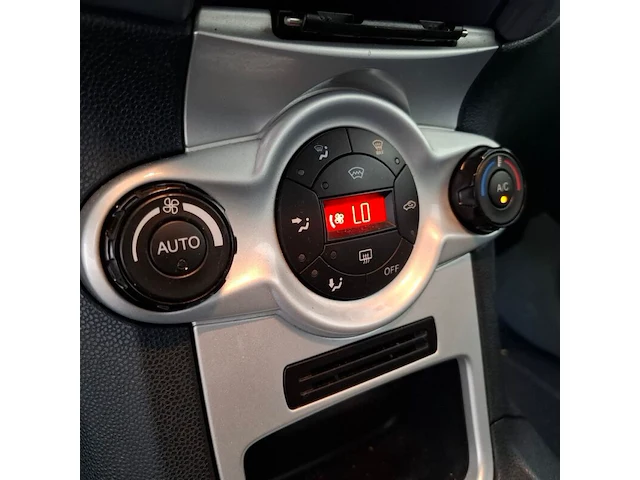 Personenauto, ford, fiesta, 1.6 ghia, 2009 - afbeelding 44 van  79
