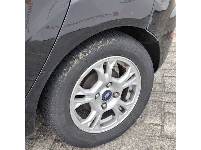 Personenauto ford, fiesta 1.6, zwart, bouwjaar 2013 - afbeelding 3 van  45