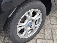Personenauto ford, fiesta 1.6, zwart, bouwjaar 2013 - afbeelding 4 van  45