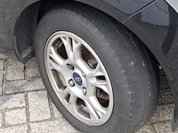 Personenauto ford, fiesta 1.6, zwart, bouwjaar 2013 - afbeelding 5 van  45