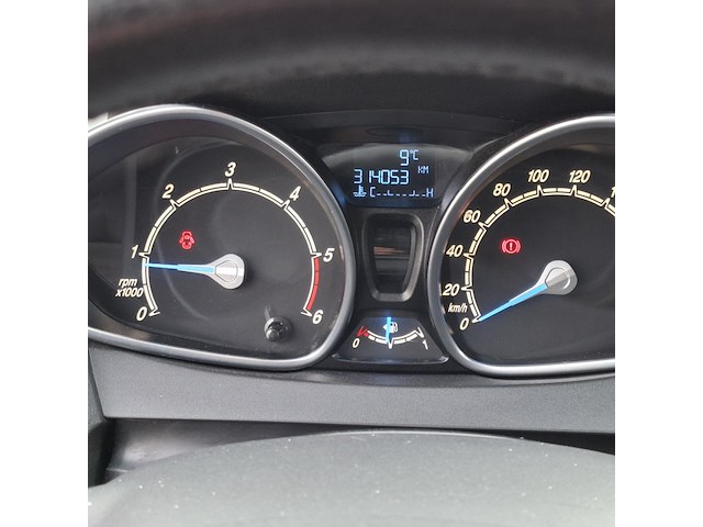 Personenauto ford, fiesta 1.6, zwart, bouwjaar 2013 - afbeelding 18 van  45