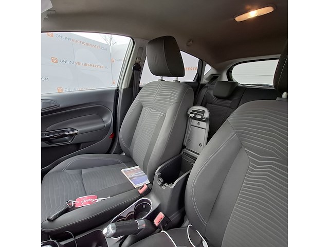 Personenauto ford, fiesta 1.6, zwart, bouwjaar 2013 - afbeelding 26 van  45