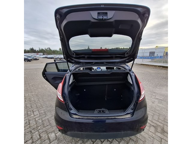 Personenauto ford, fiesta 1.6, zwart, bouwjaar 2013 - afbeelding 28 van  45