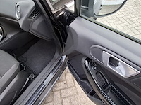 Personenauto ford, fiesta 1.6, zwart, bouwjaar 2013 - afbeelding 33 van  45