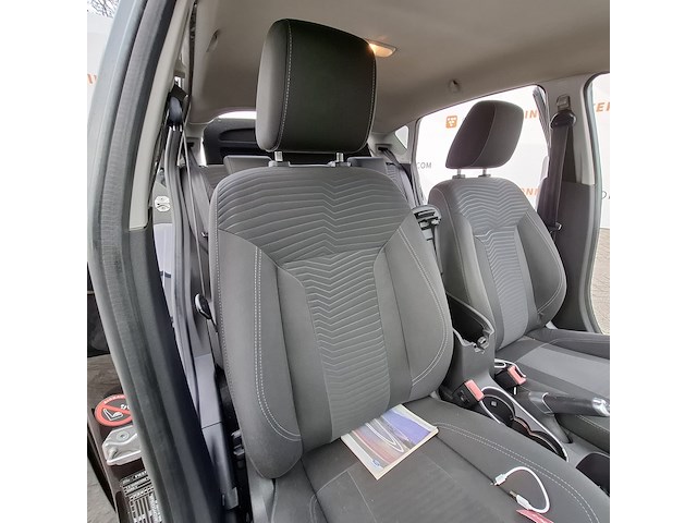 Personenauto ford, fiesta 1.6, zwart, bouwjaar 2013 - afbeelding 36 van  45