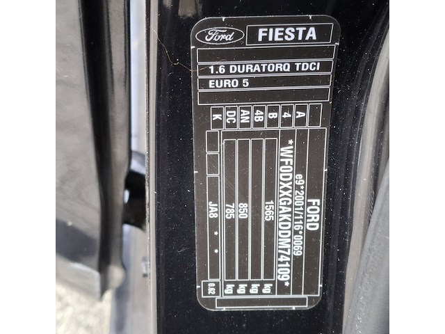 Personenauto ford, fiesta 1.6, zwart, bouwjaar 2013 - afbeelding 37 van  45