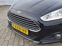 Personenauto ford, fiesta 1.6, zwart, bouwjaar 2013 - afbeelding 40 van  45